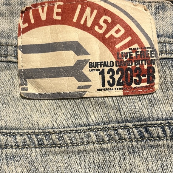 Live Inspired Jean Shorts - Picture 4 of 7